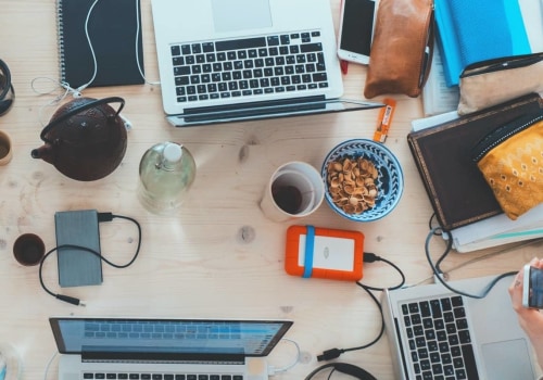 What are the 5 characteristics of digital marketing?